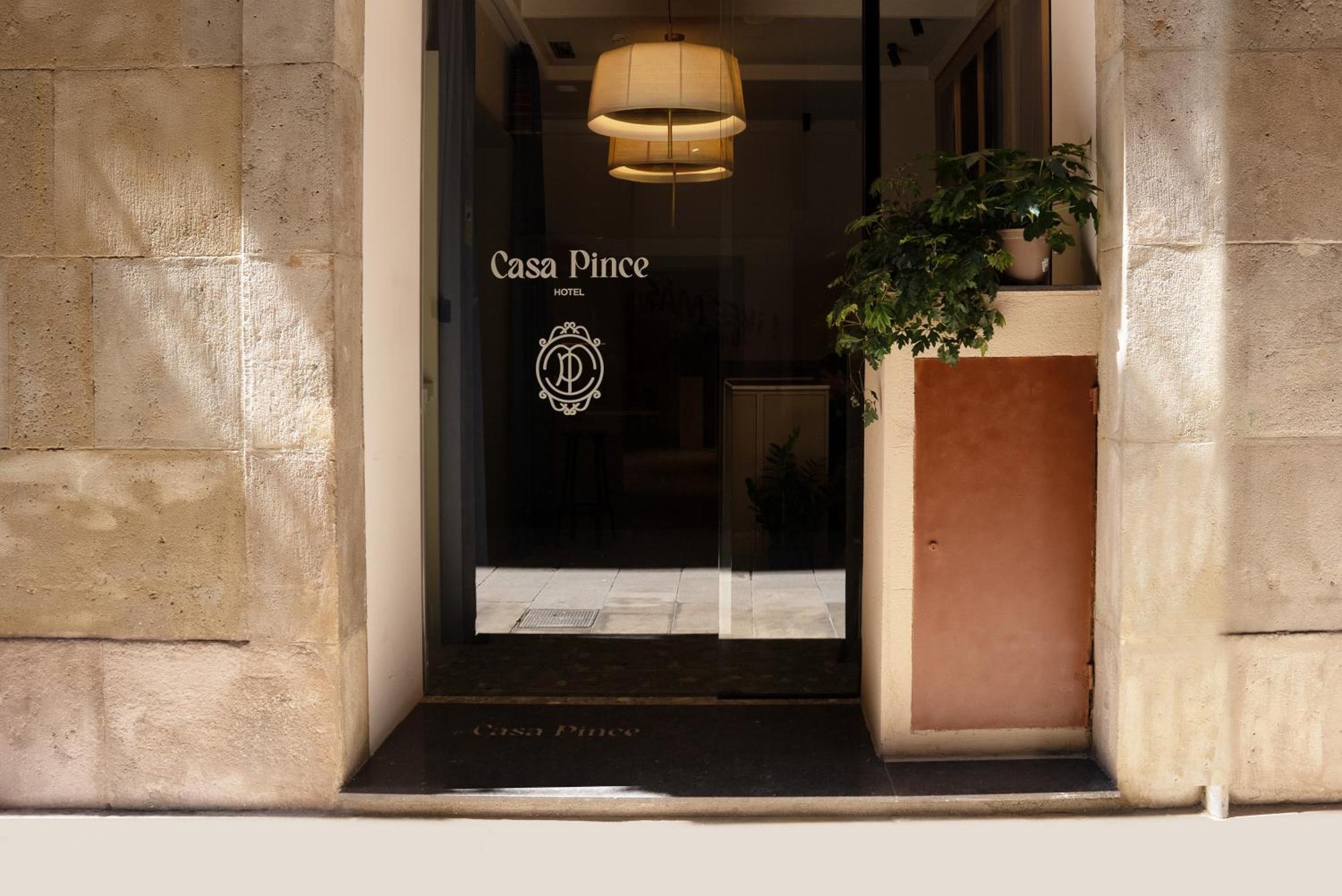Hotel Casa Pince Barcellona Esterno foto