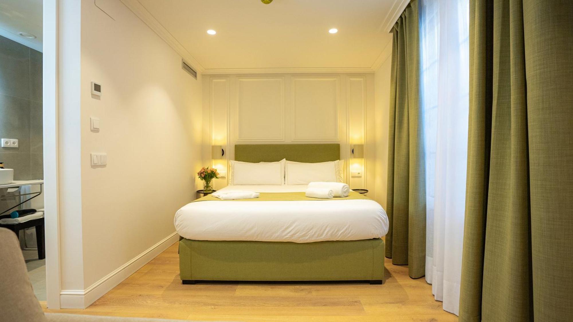 Hotel Casa Pince Barcellona Esterno foto